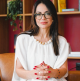 Elaine Maria