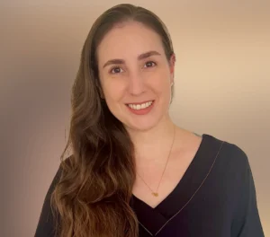 Larissa Raposo | Professora do Curso de Graduação em ADM da ESPM